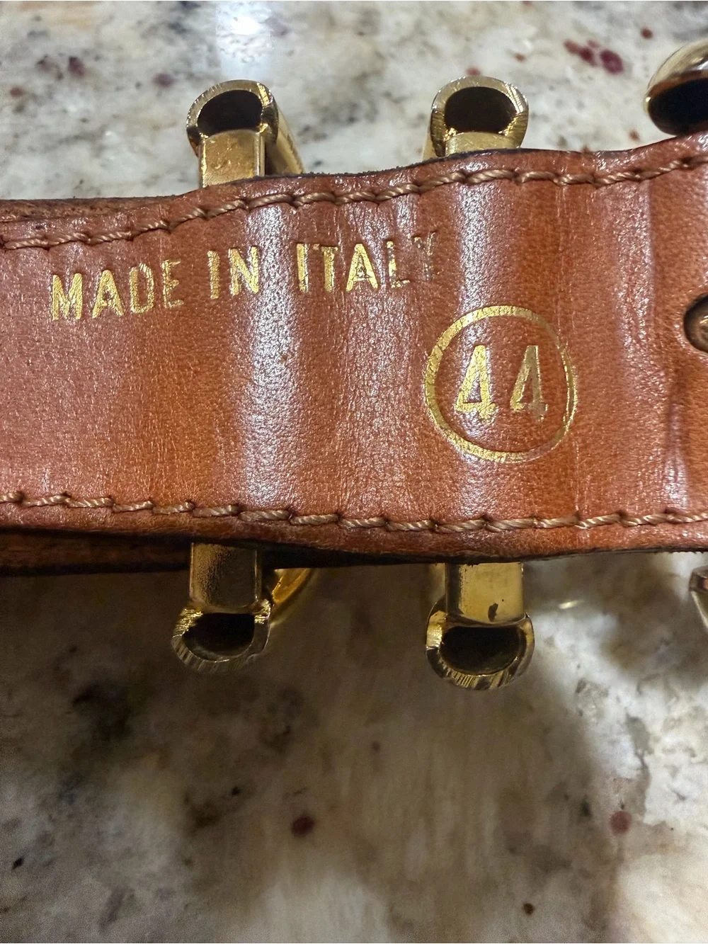 Boutique Brown Italian Leather Belt Size 44 Small Made In Italy Gold Tone Buckle